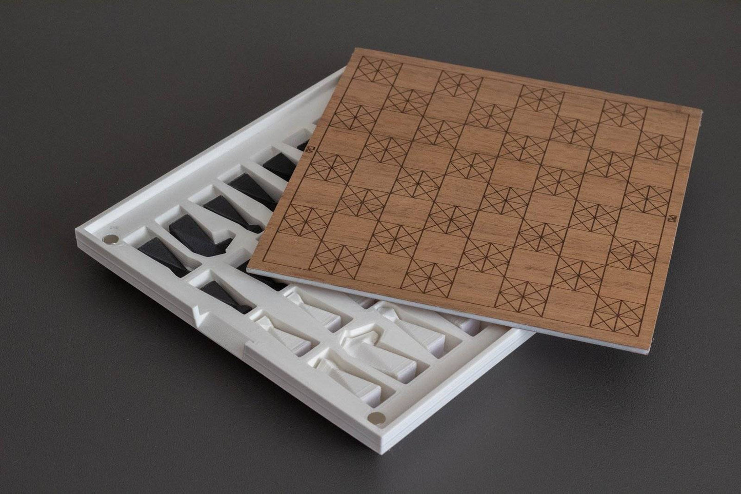 Personalized Magnetic Travel Chess Set, Modern Chess Set, Minimalist Unique Chess Set with Board, Birthday Gift, 3D Printed Chess Pieces