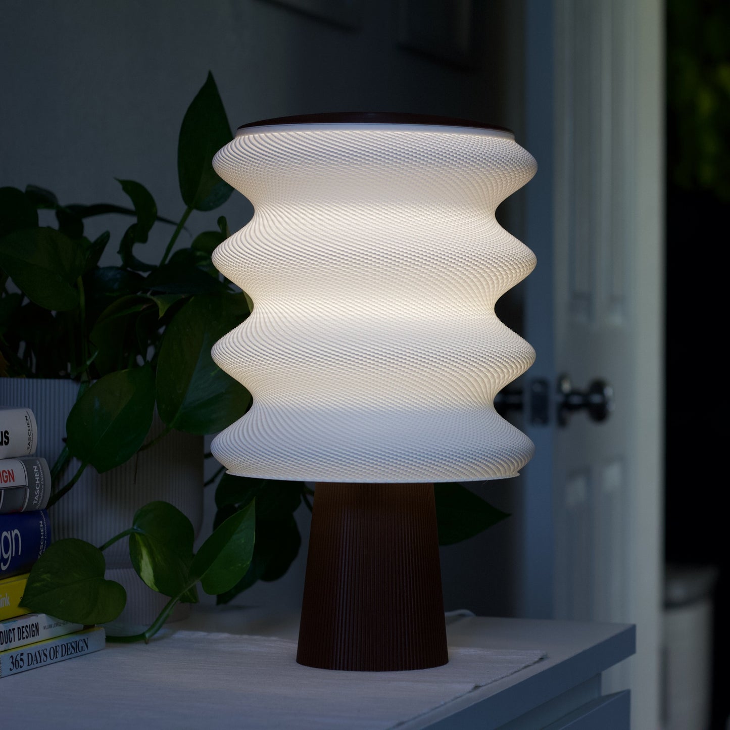 RIPPLE Modern Lamp