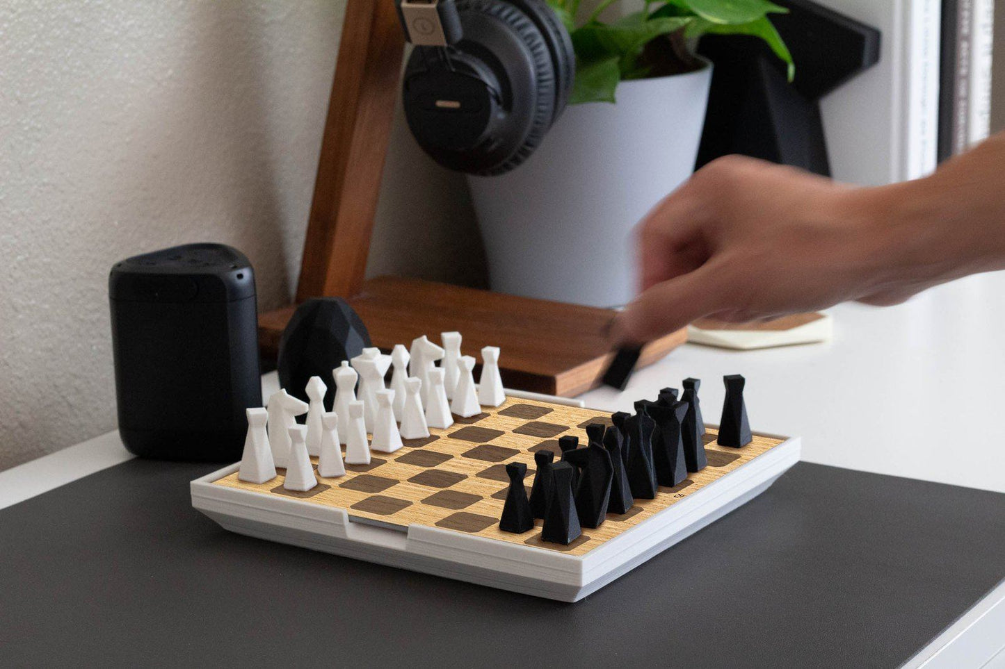 Personalized Magnetic Travel Chess Set, Modern Chess Set, Minimalist Unique Chess Set with Board, Birthday Gift, 3D Printed Chess Pieces